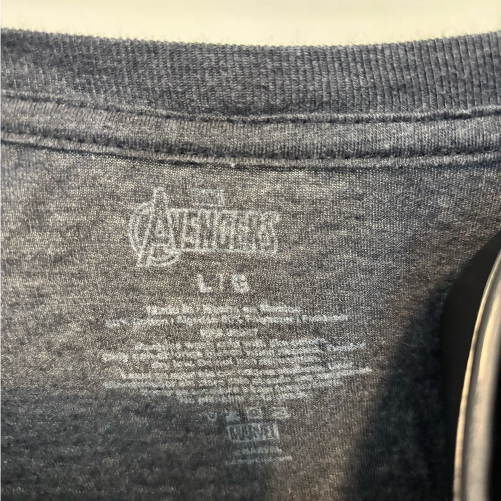 Avenger Dark Gray Short Sleeve Tee